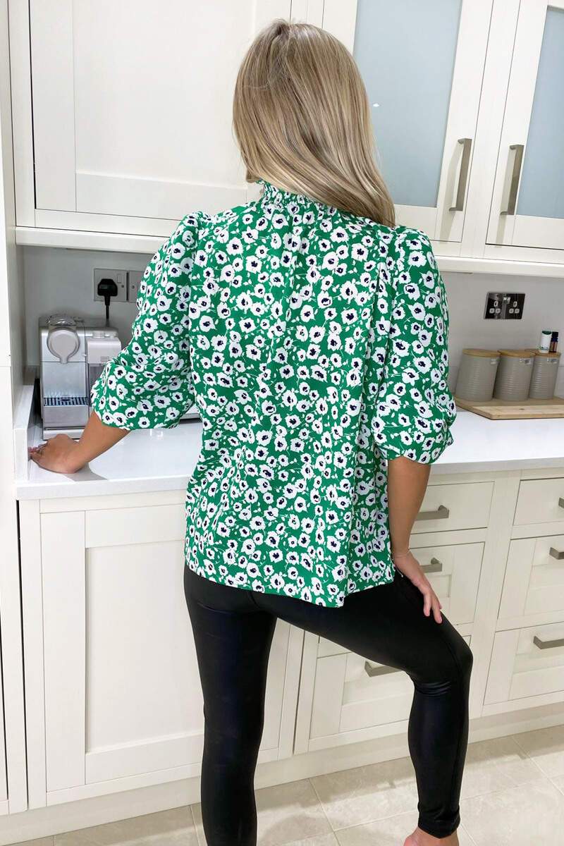 Sierra Green Printed Puff Sleeve Top