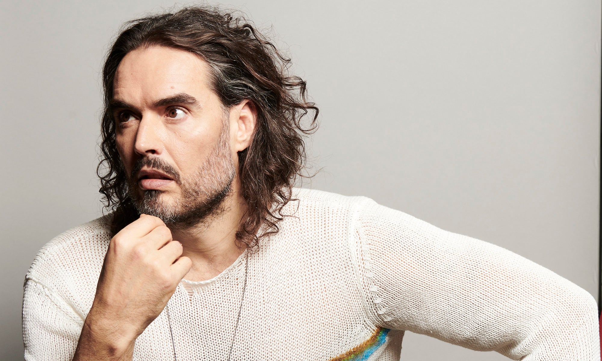 How To Get Russell Brand’s Haircuts And Hairstyles? - NO GUNK