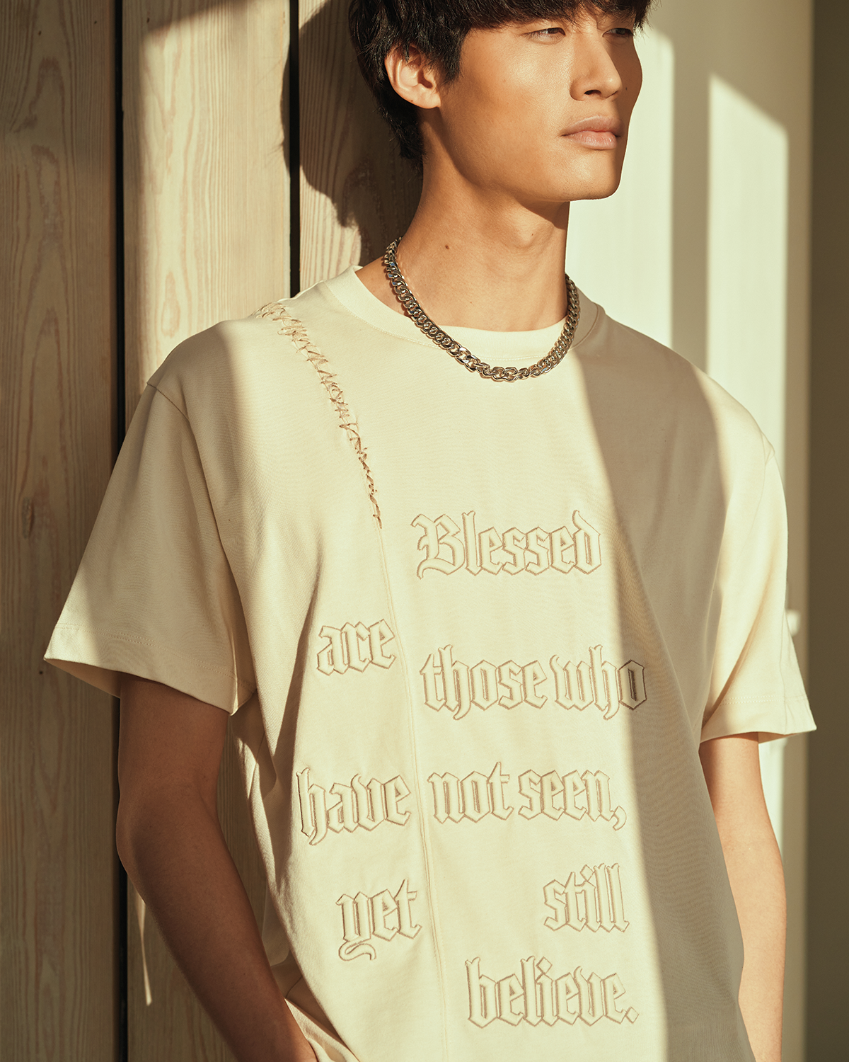 Sand Split Statement T-Shirt