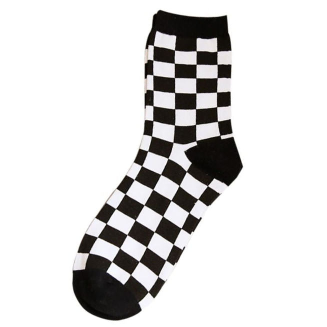 CHECKER SOCKS – Boogzel Apparel