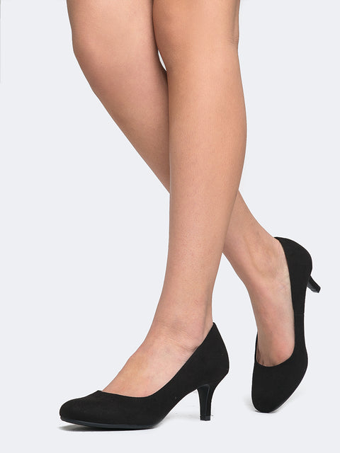 black kitten heels round toe