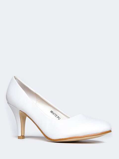 low heel round toe pumps