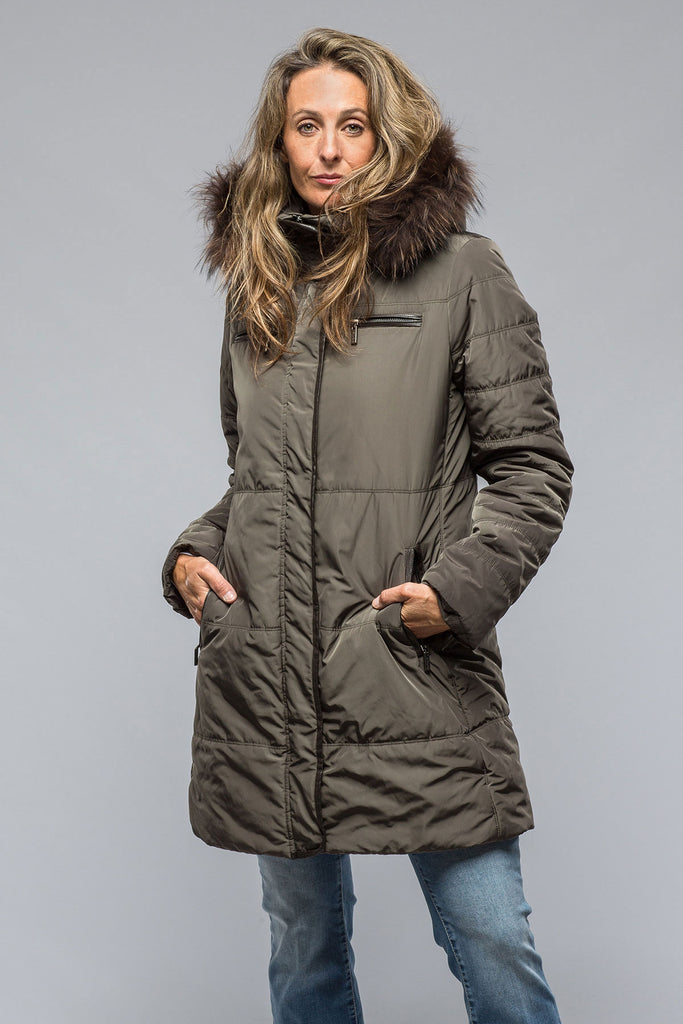 メール便送料無料05 SUGATA PERSIA PUFFER JACKET BADHOP LEX - 通販