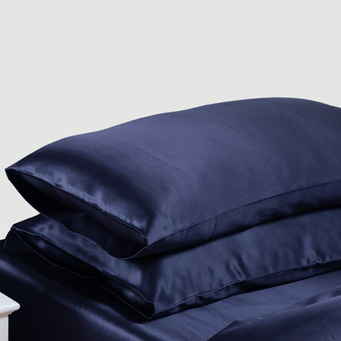 Cloud 9 Mulberry Silk Pillowcases in Night-Sky Navy
