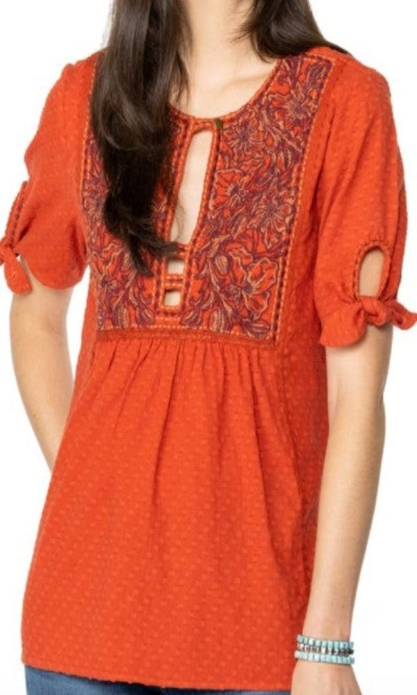 Double D Ranch Rose Scroll Top in Red