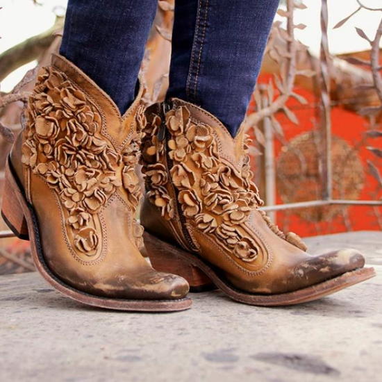 Liberty Black Carolina Short Boots inDelano Camel Stonewashed - LB-711549