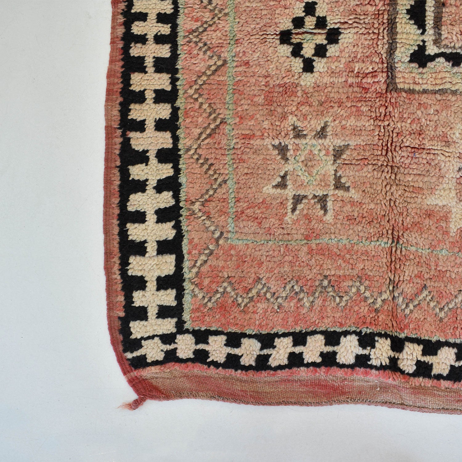 Nura Vintage Moroccan Rug | 5'1" x 10'5"