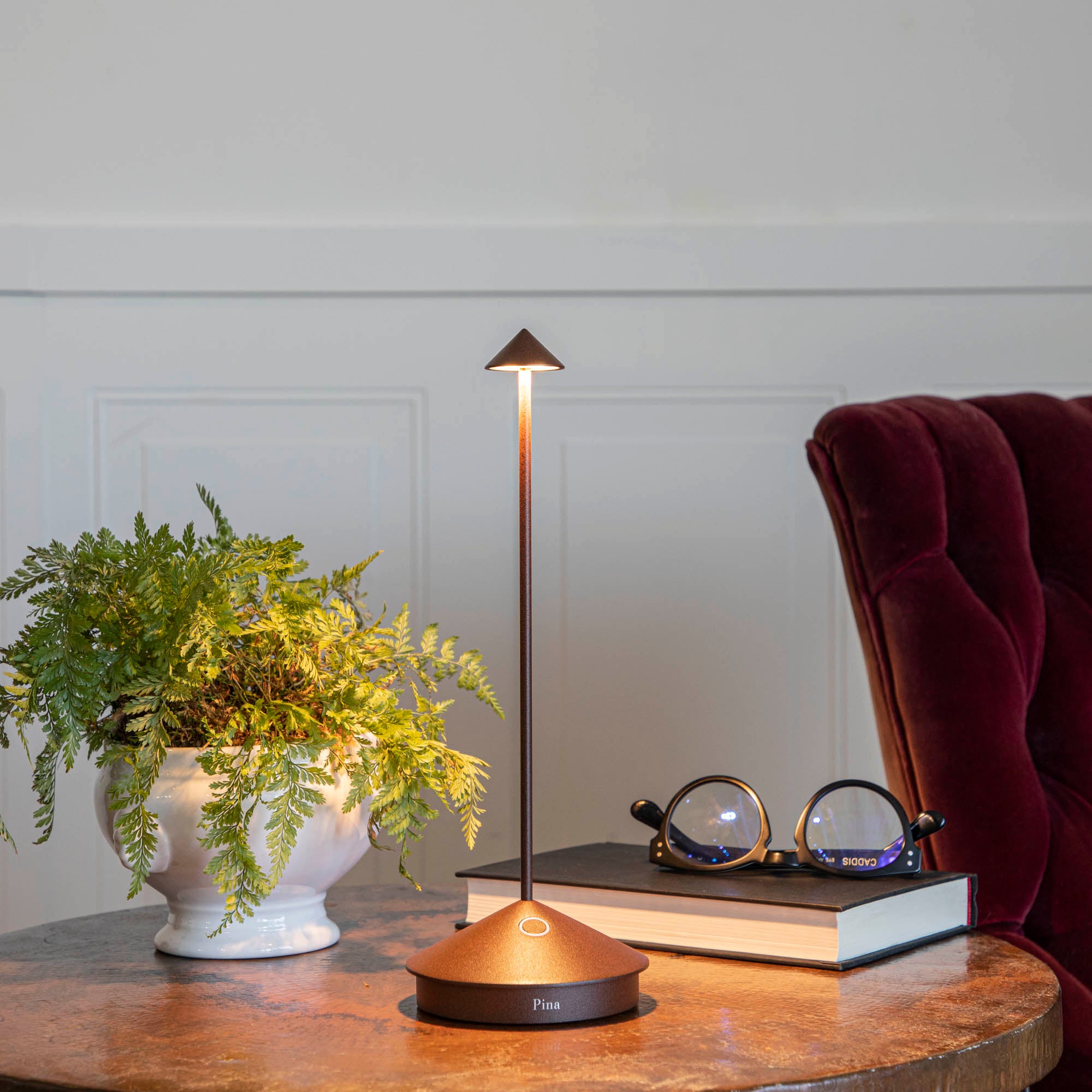Rust LED Cordless Lamp