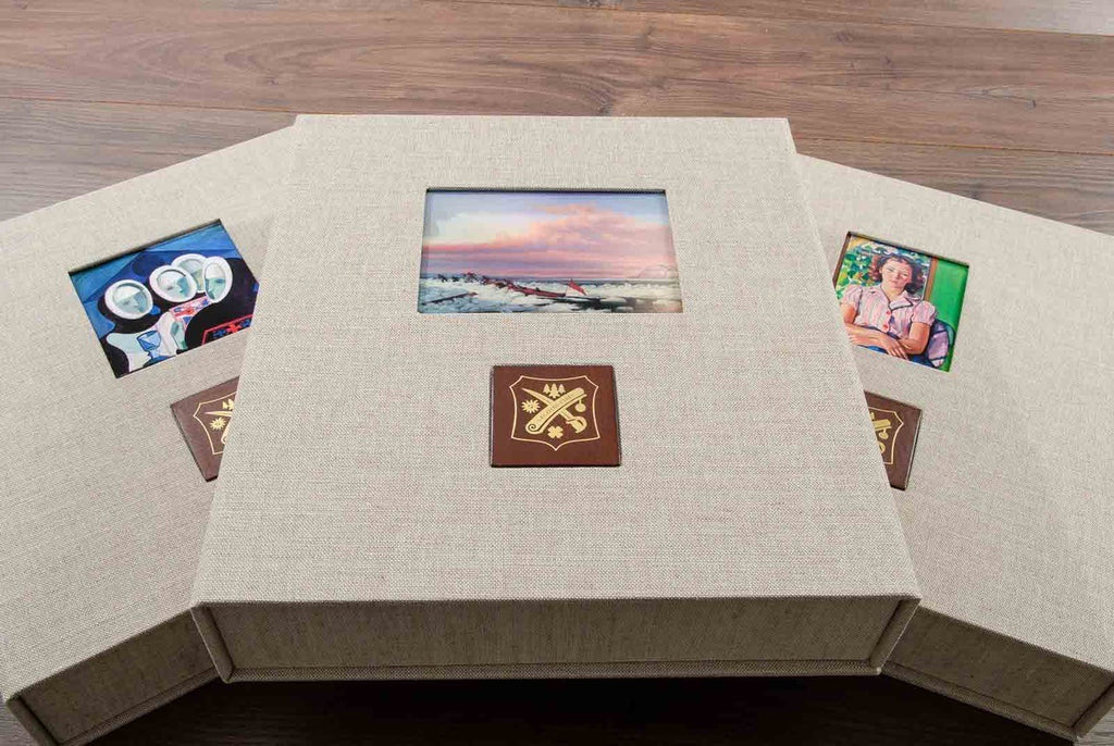 Art collectors clamshell box with matching leather album