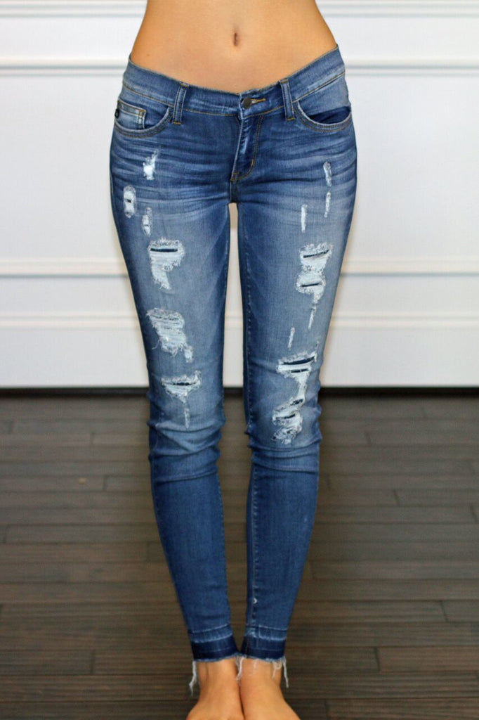 Judy Blue-Destroyed Patch Skinny Jeans 