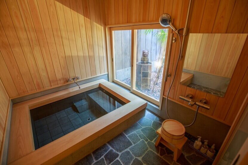 Không gian phòng tắm Nhật Bản