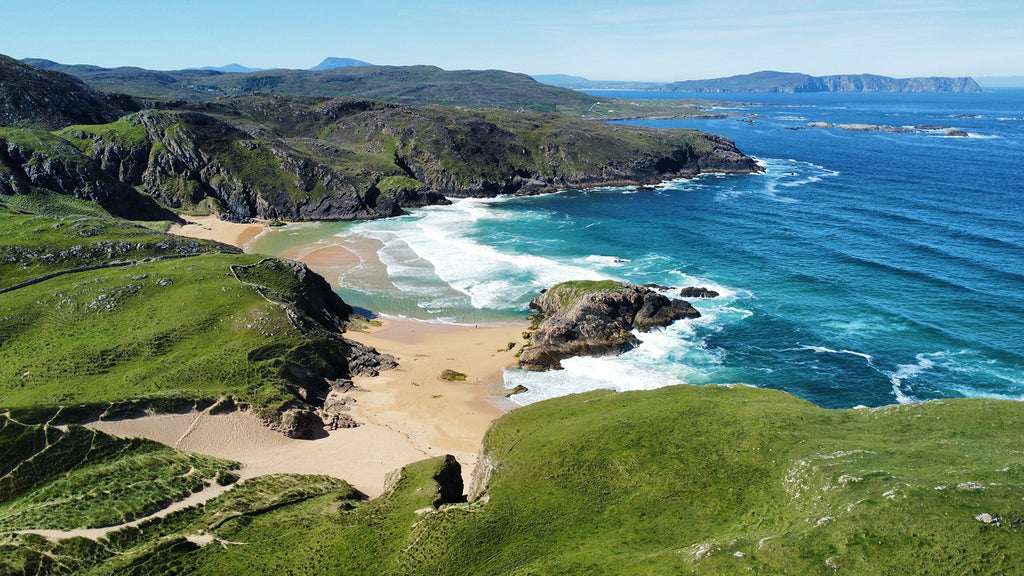A coastline view of Murder Hole Beach, also called Boyeeghter Bay, on the Melmore Head Peninsula, County Donegal, Ireland. 