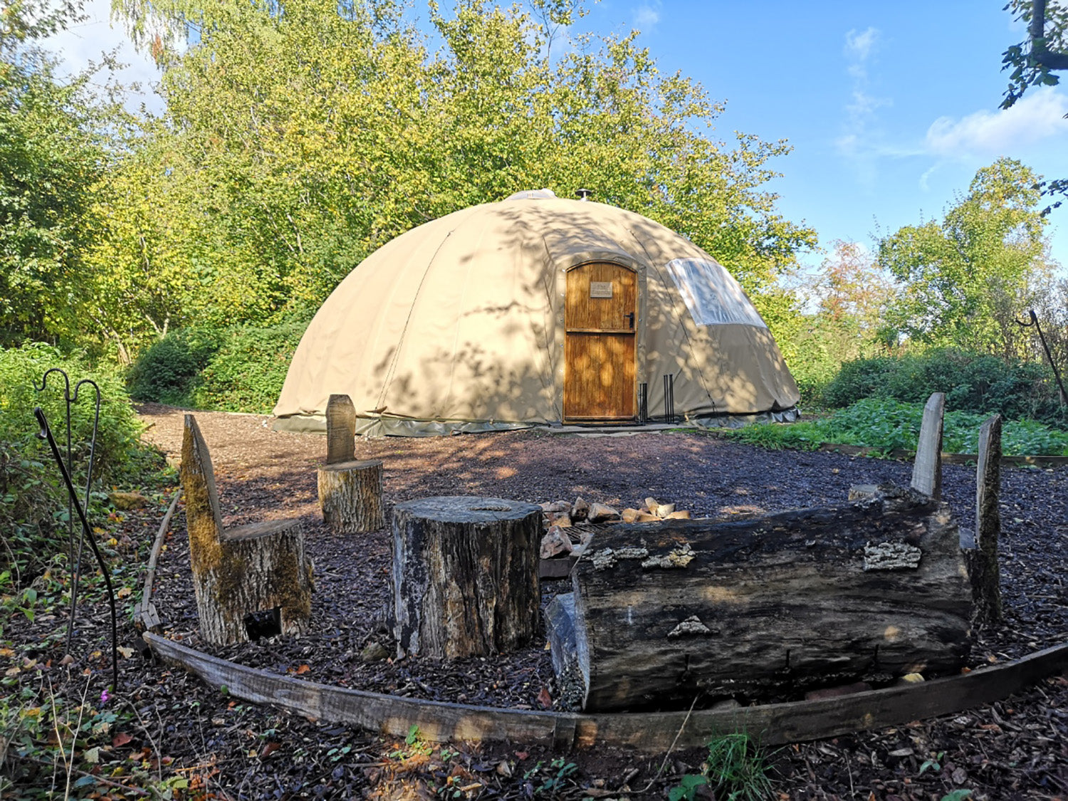 Alachigh luxury glamping tent at Penhein