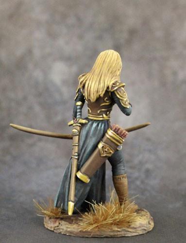 Dark Sword Miniatures Dsm1196 Female Elf Archer 28mm