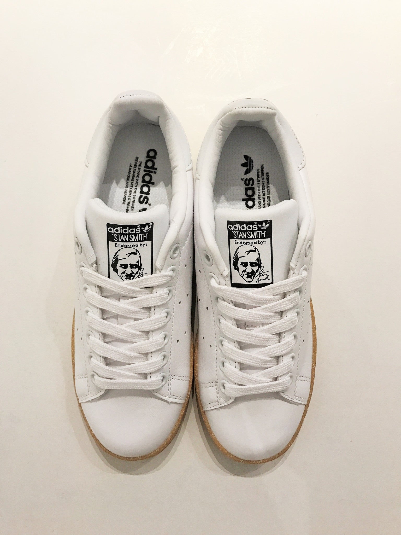 adidas stan smith gum sole