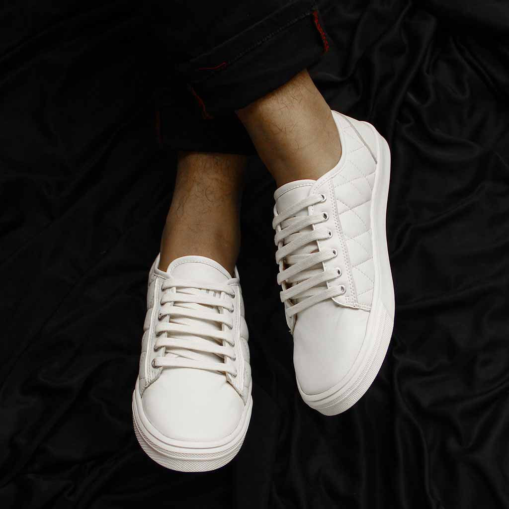 Trendy Lace Up Sneakers : White 