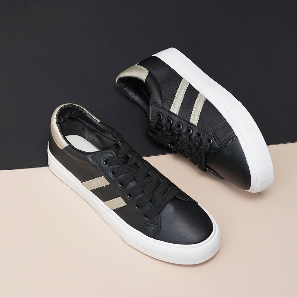 womens solid black sneakers