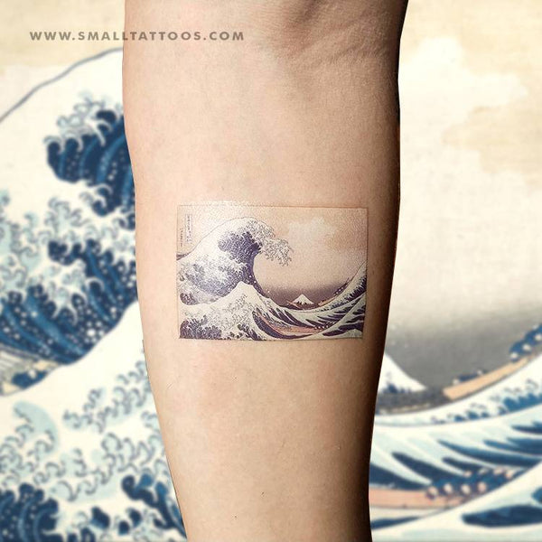 Hokusai's "The Great Wave of Kanagawa" temporary tattoo