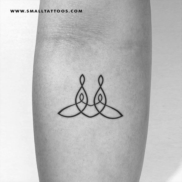 17 Best Tiny Tattoos – Small Tattoo Design Ideas and Inspiration