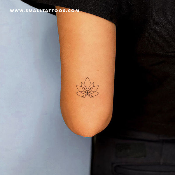 28 Lotus Flower Tattoos To Help You Find Your Zen
