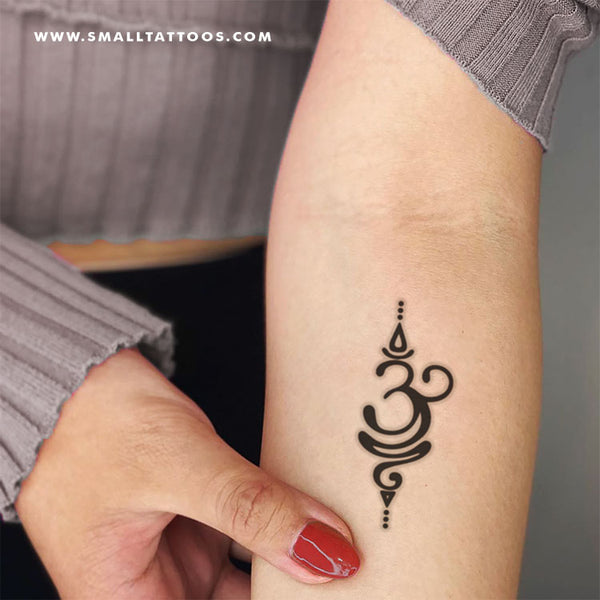 Eduard Herrera on Instagram Breathe Tattoo this ancient Sanskrit symbol  is a beautiful reminder to do what comes natu  Breathe tattoo Tattoos  Sanskrit tattoo