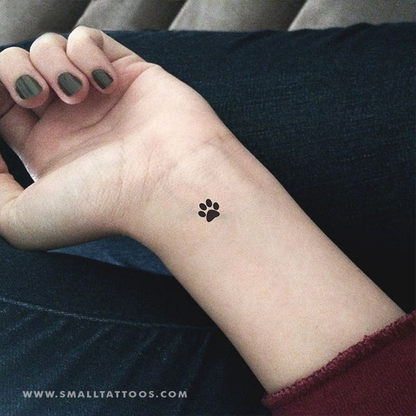 Mother of Dogs on X Thoughts on the pic below  would be my first tattoo  Heart or no heart Paw prints a definite httpstcoUmjEgZ9L5i  X