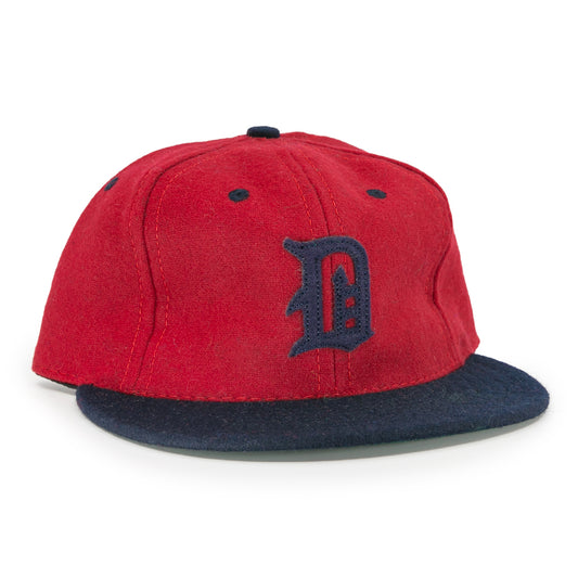 Raleigh Snapback - The Oak (Cream/Red)