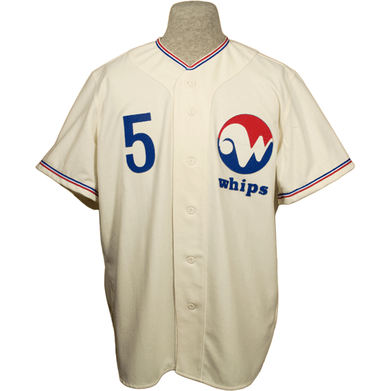 winnipeg goldeyes jersey