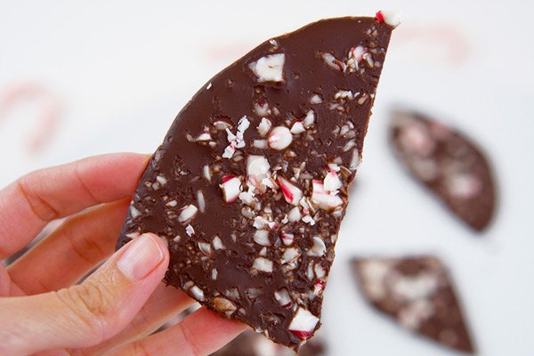 Teelixir Peppermint Chocolate Bark Recipe with Organic Ashwagandha Root Extract Powder vegan paleo gluten free