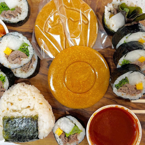 Kimbap Lab dalgona with kimbap