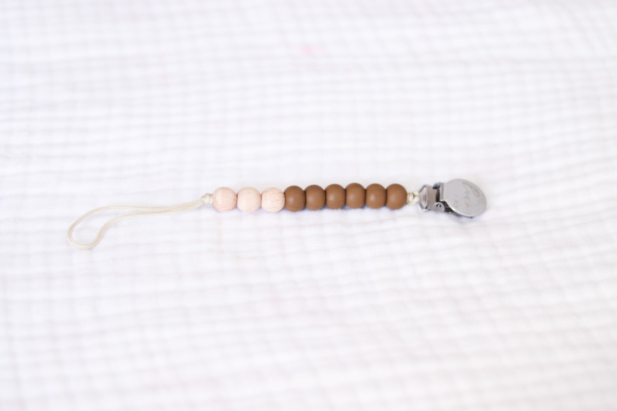 The Luxie Pacifier Clip | Taupe