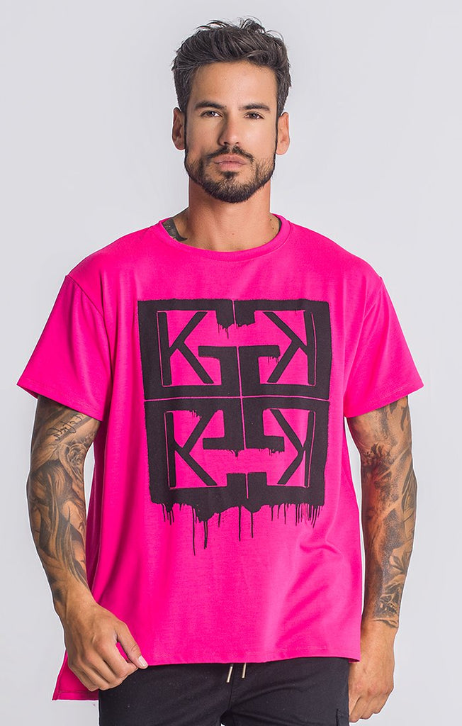 neon pink t shirt