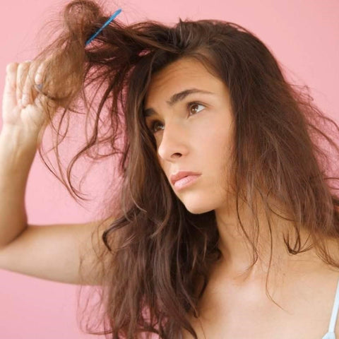 Synthetic Hair Extensions Are More Prone To Frizzing