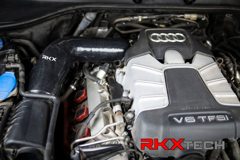 RKX 3.0 cold air intake hose made from silicone installed on and Audi Q7 2011-2015