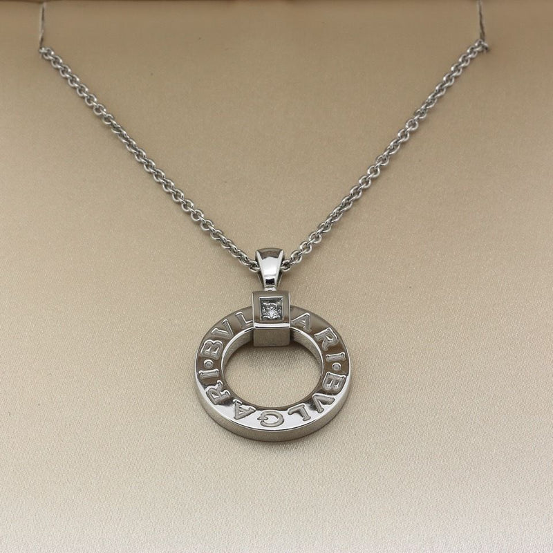 bvlgari circle pendant