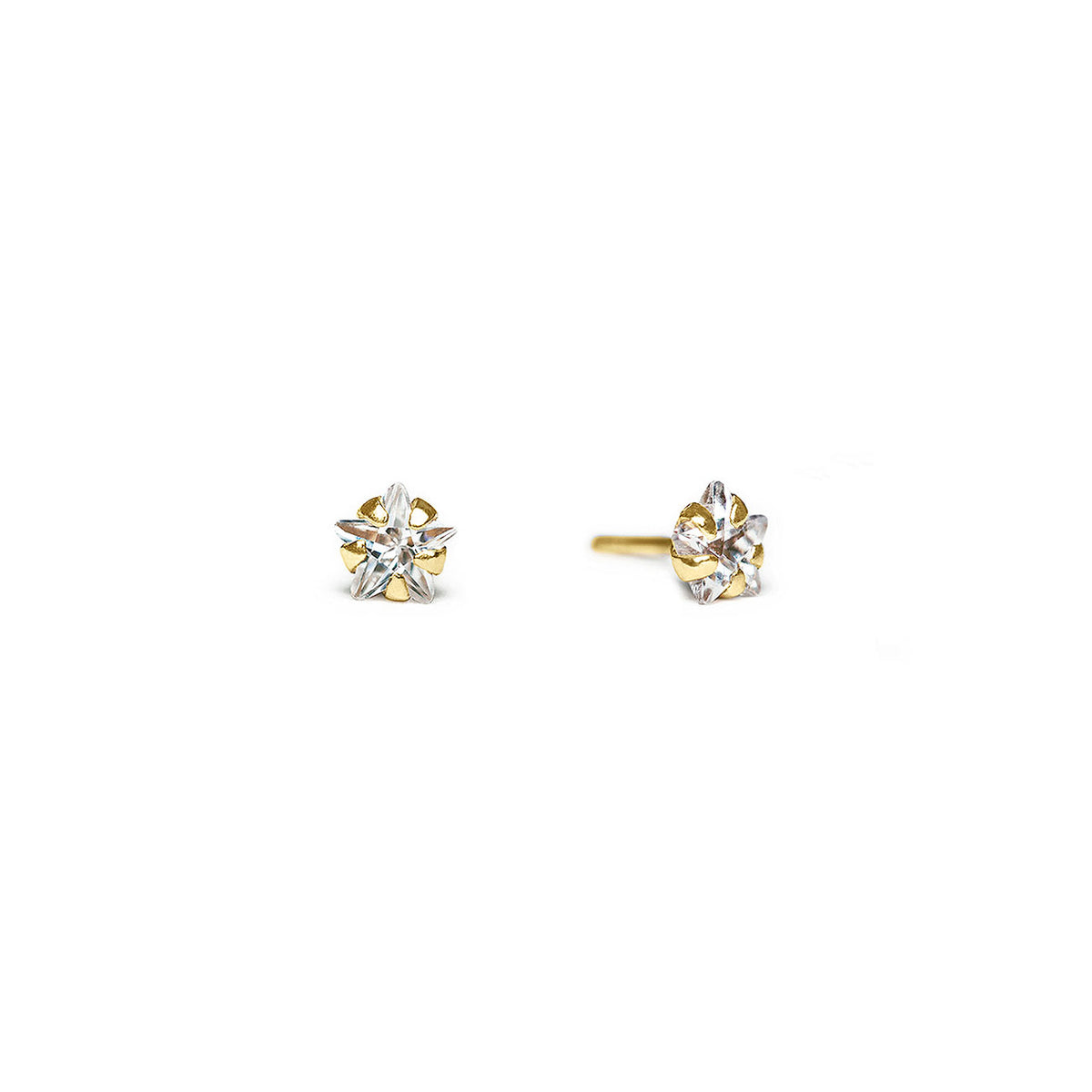 Tiny Star Earrings, 14K Gold Studs, Cartilage Piercing – AMYO Jewelry