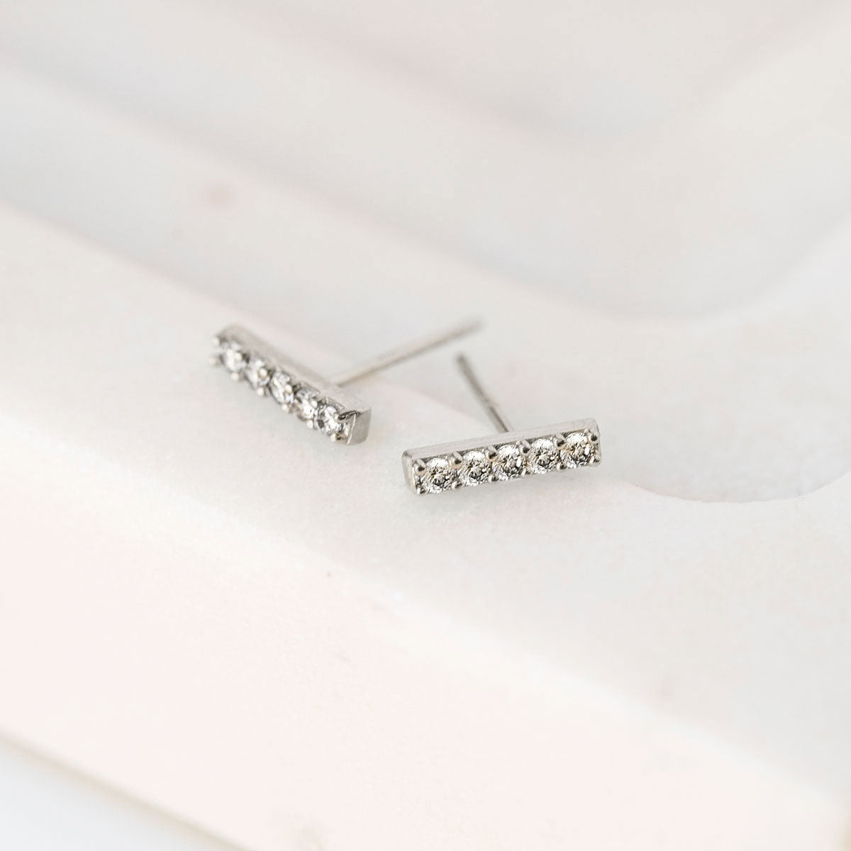 Tiny Bar Studs Set