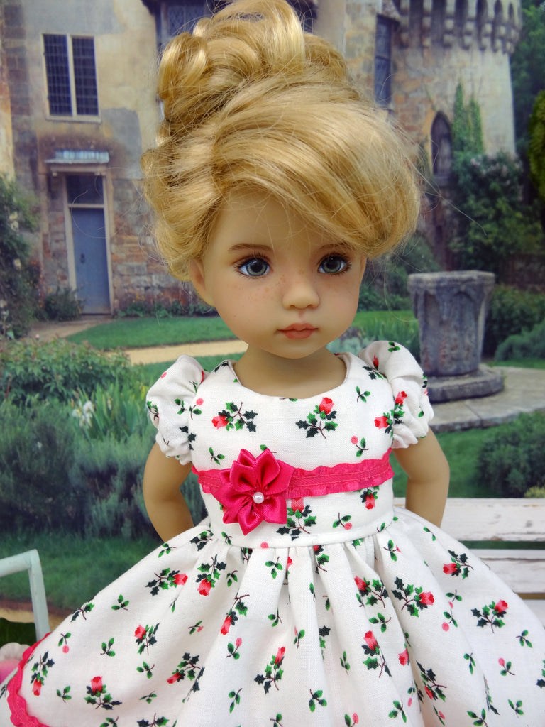Sweet Rose - dress, tights & shoes for Little Darling Doll or other 33 ...