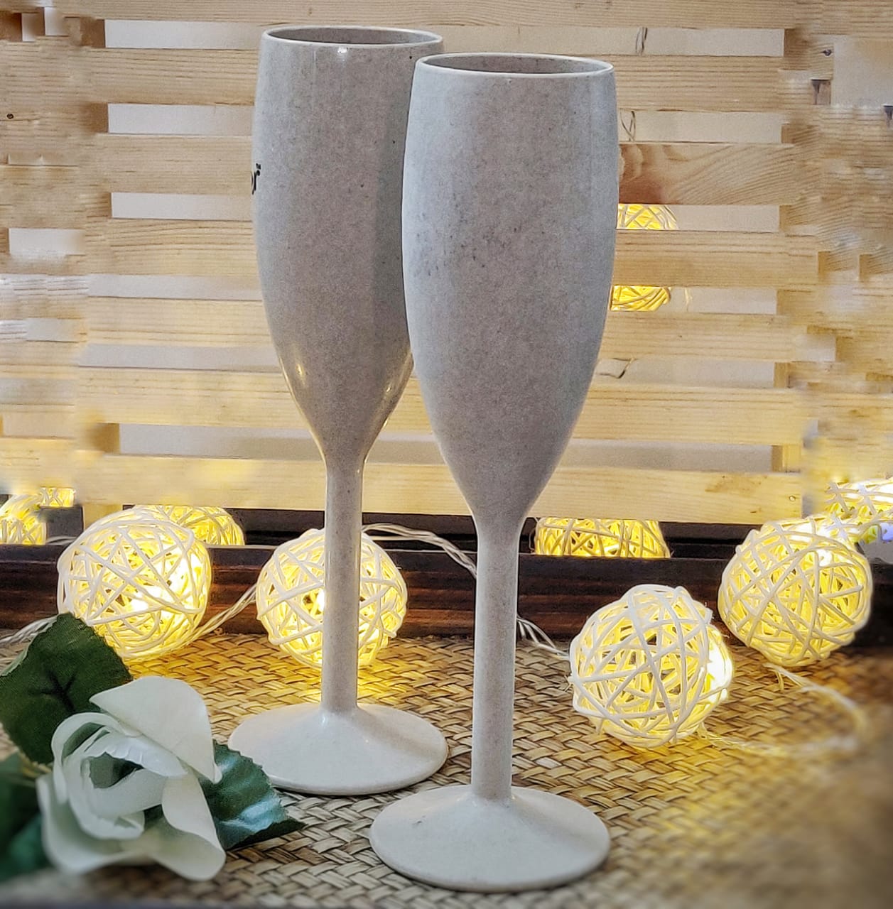 the range champagne glasses