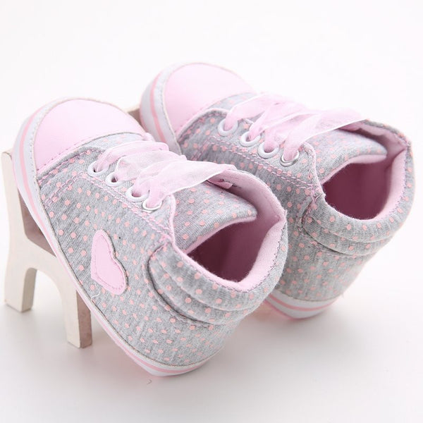 Ribbon Heart Sneaker