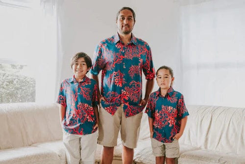 Pohaku Hawaii Keiki Boy's Aloha Shirt in Koa Kalea Boys Aloha Shirt in Dark Green | Keiki Aloha Shirt | sungkyulgapa sungkyulgapa