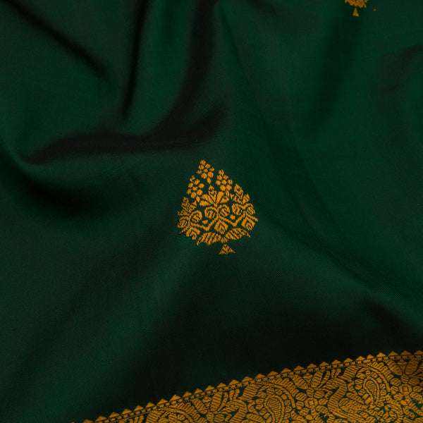 Kanakavalli Kanjivaram Silk Sari 21-100-HS001-02069 - Fabric View