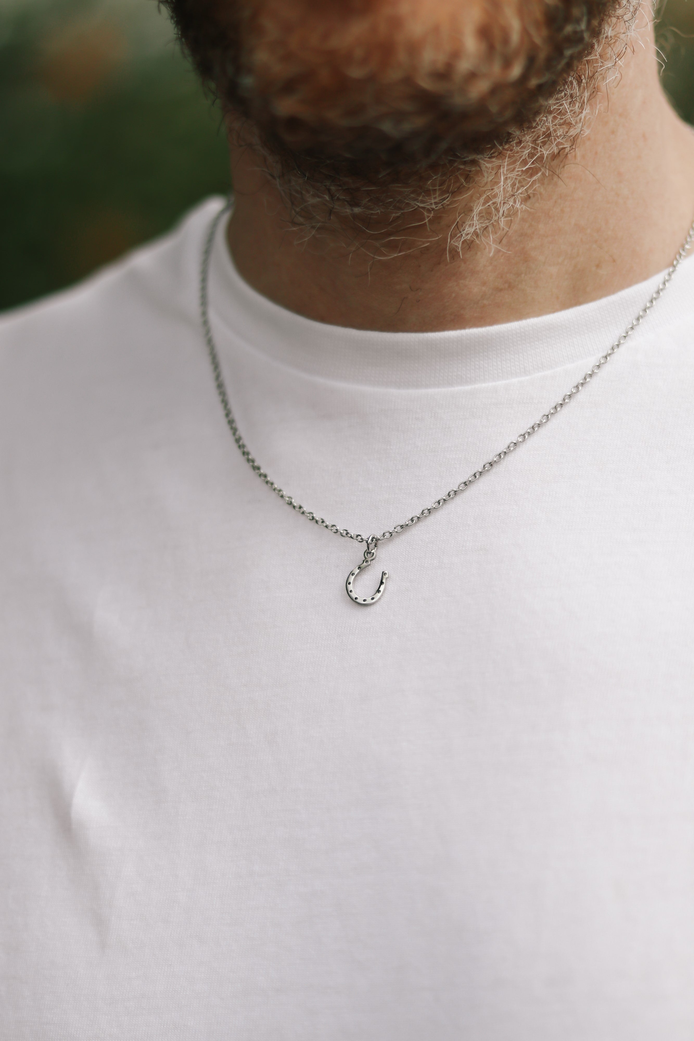 small chain with pendant