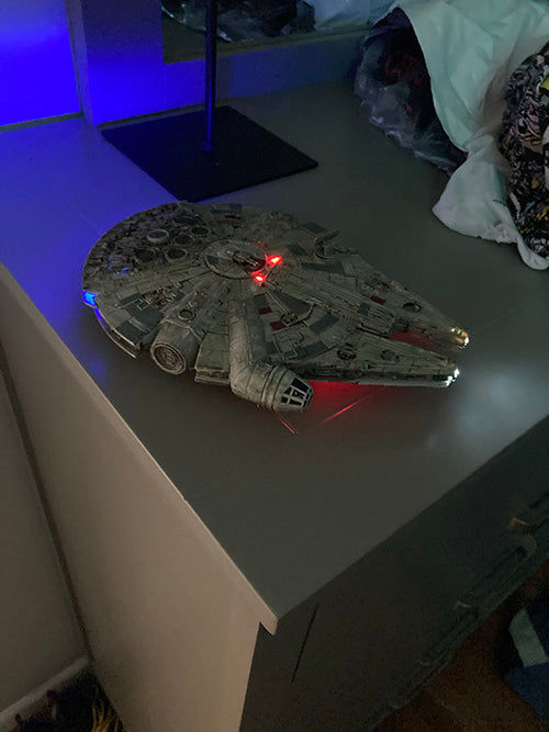 Millennium Falcon model