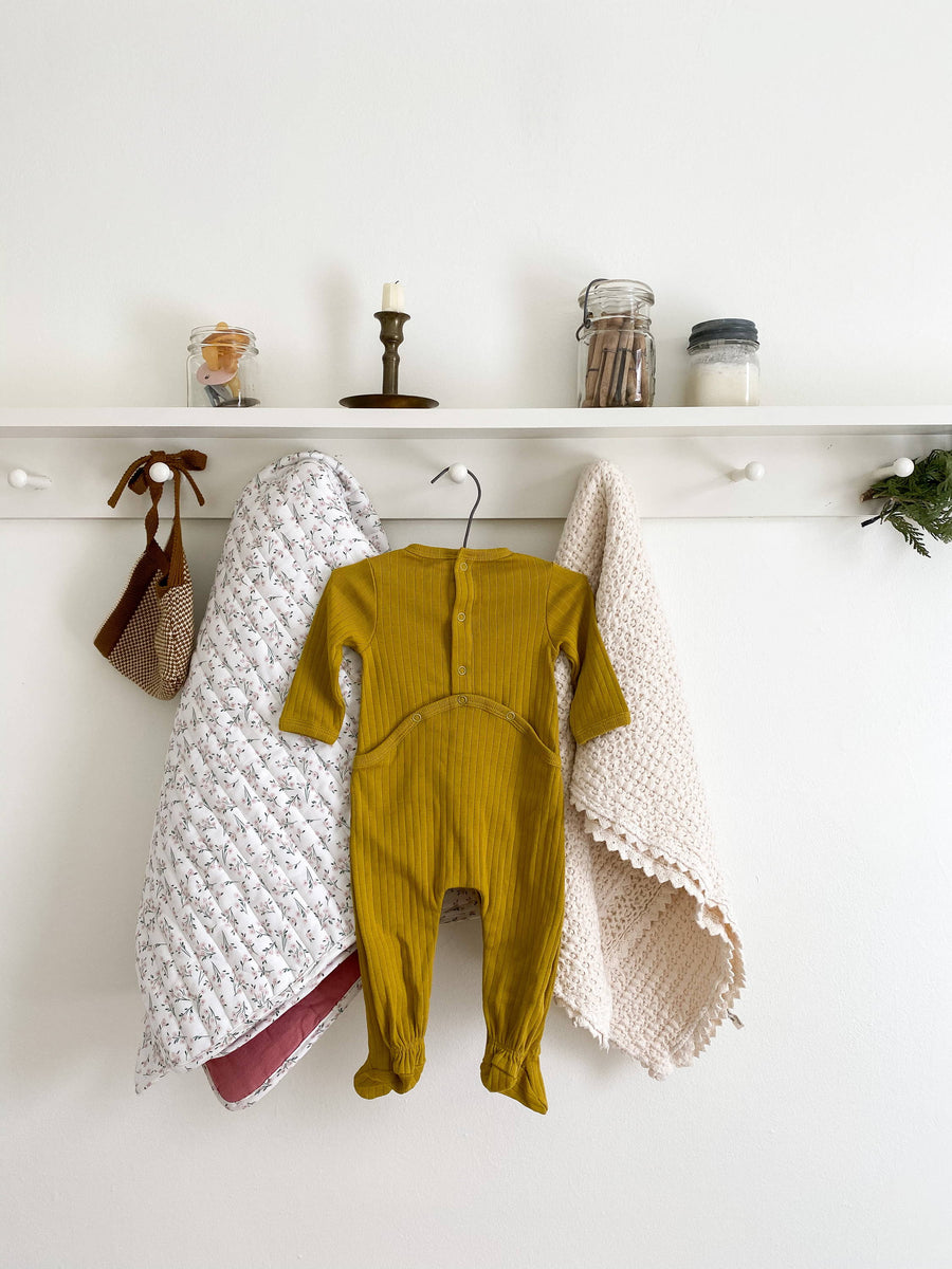 Ten Essential Items for a Winter Newborn – Fin & Vince