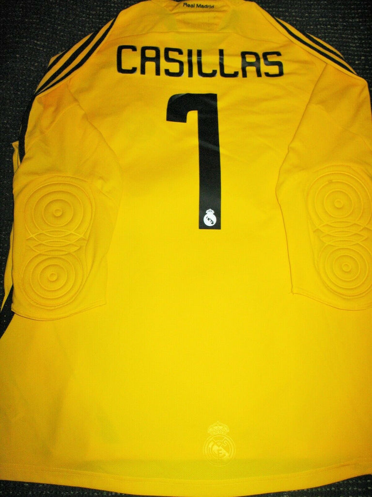 iker casillas real madrid jersey