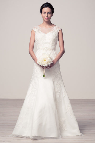 lace cap sleeve wedding dress