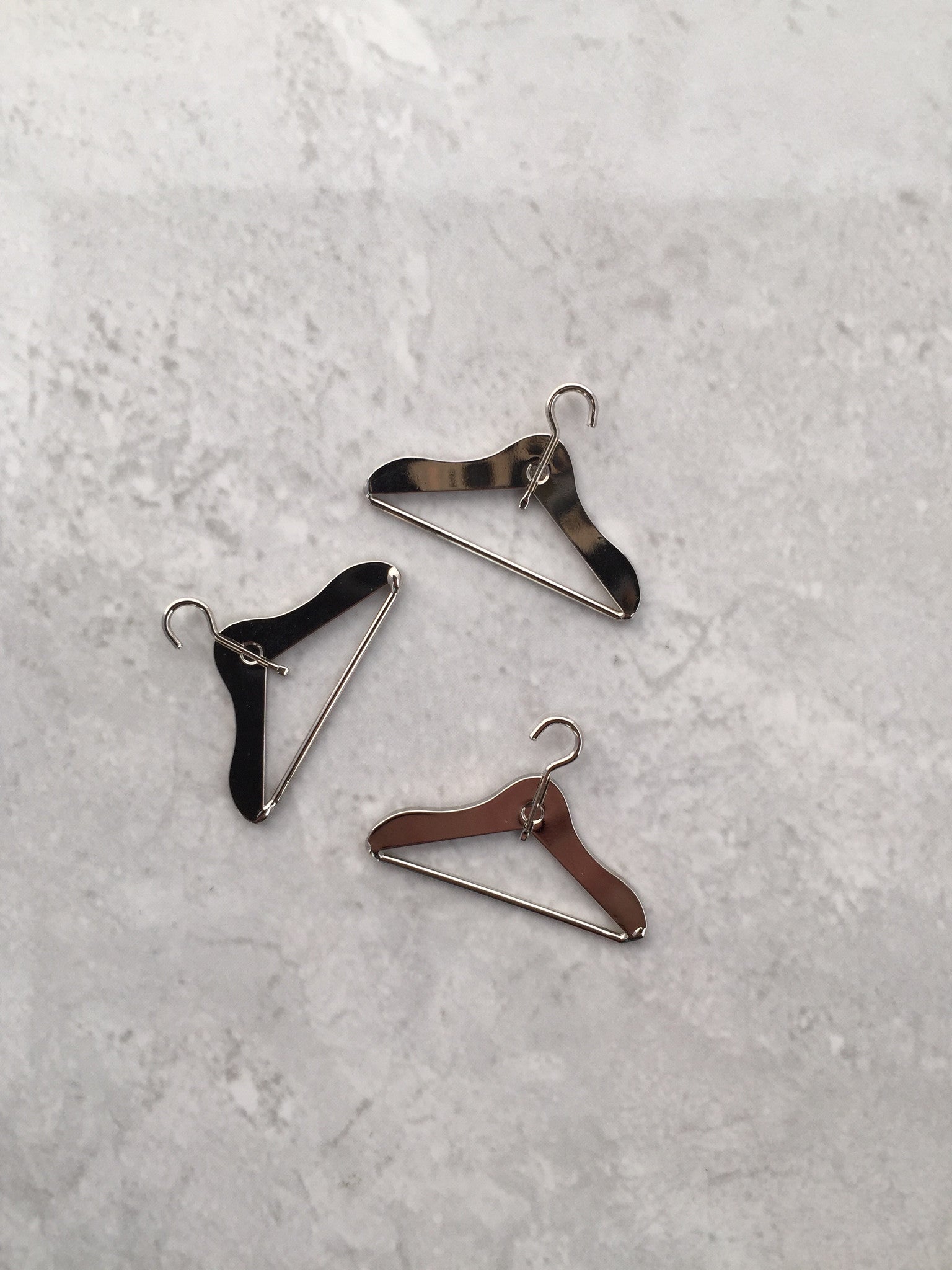 Miniature Clothes Hangers - 3 Pack – A WeeBitTeeny Modern Mini's