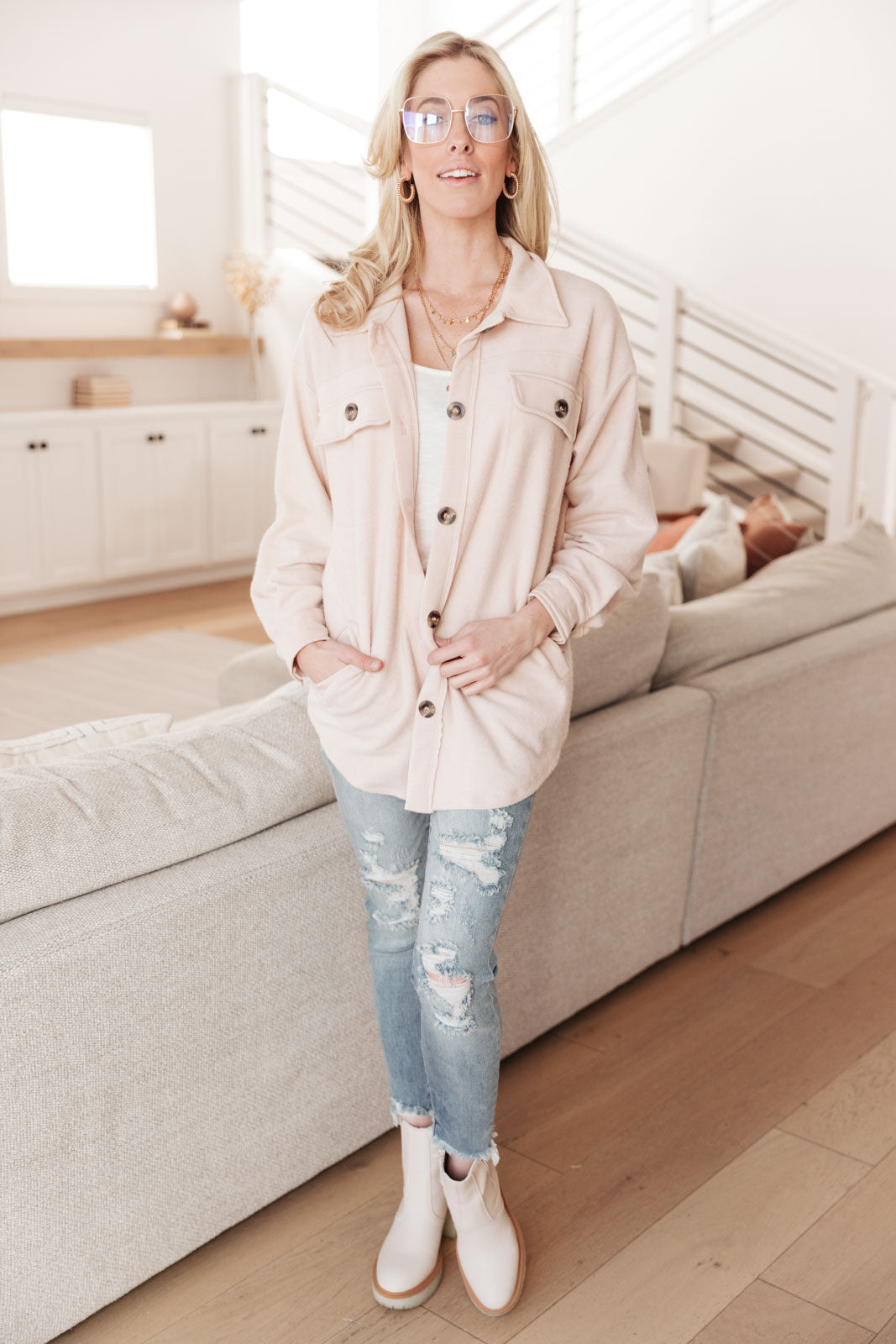 Shacket outfit  Everyday casual outfits, Everyday outfits, Shacket outfit
