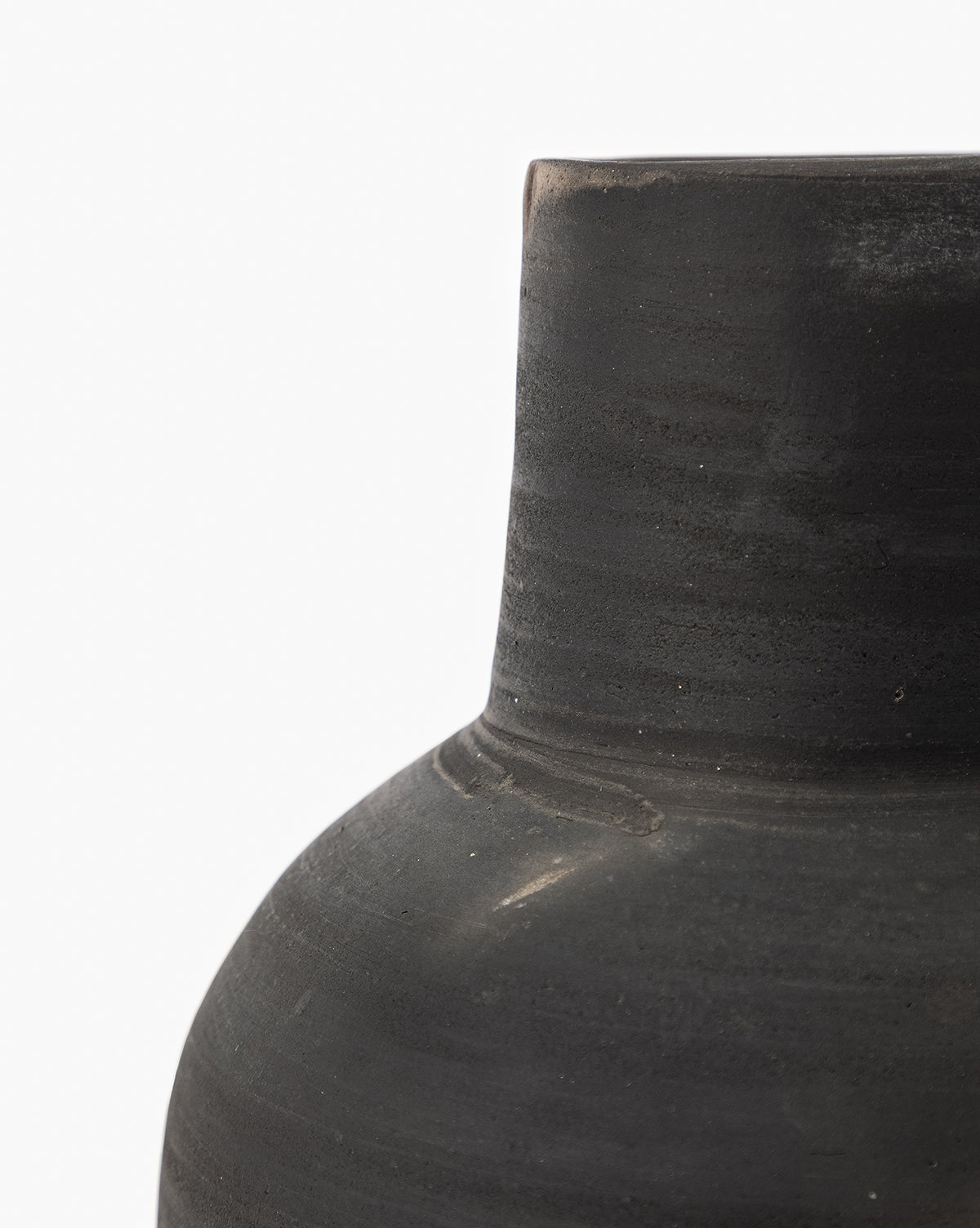 Auster Distressed Vase - Image 4